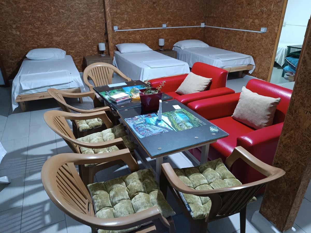 Guesthouse Eva Duplex Apartment بيرات المظهر الخارجي الصورة